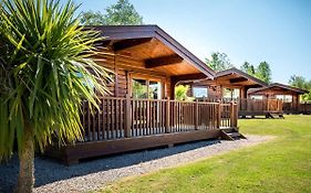 Fingle Glen Lodges  3*